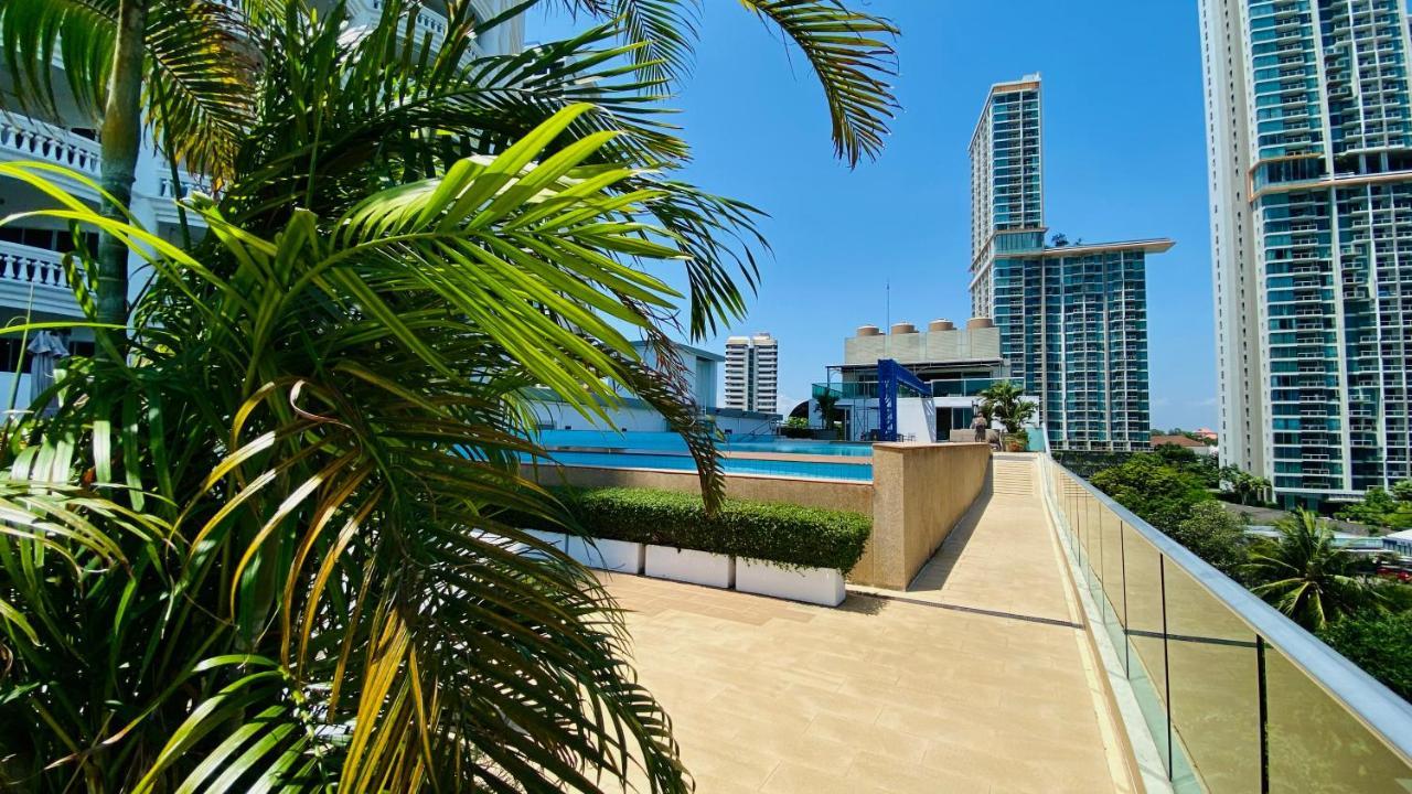 Laguna Heights Condominium Pattaya Buitenkant foto